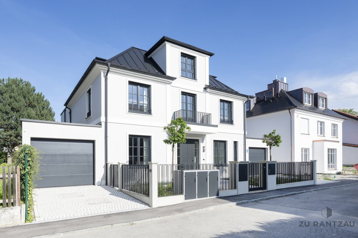 Einfamilienhaus, Stadtvilla, Villa, Haus kaufen in München-Bogenhausen - Konitzer Straße 8, Konitzer Straße 8